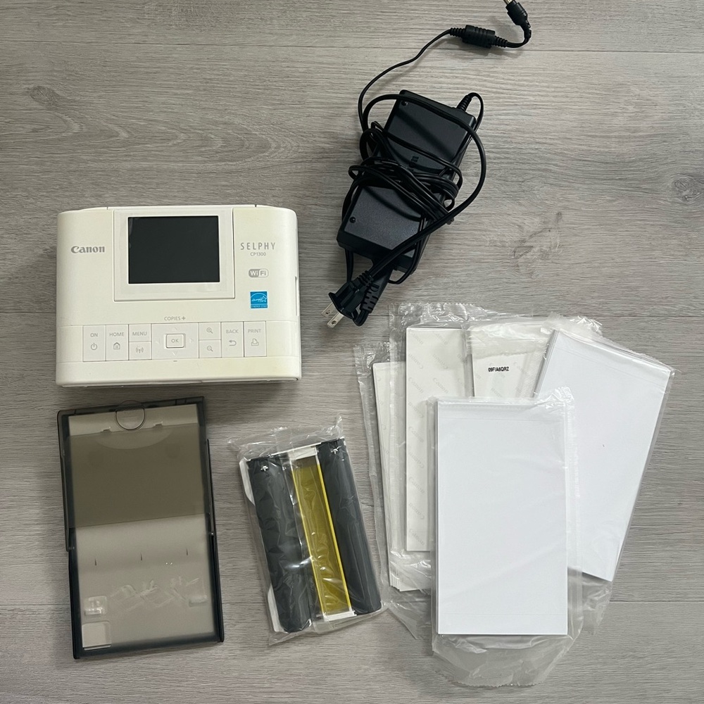 SOLD-Canon Selphy CP1300 Wireless Photo Printer